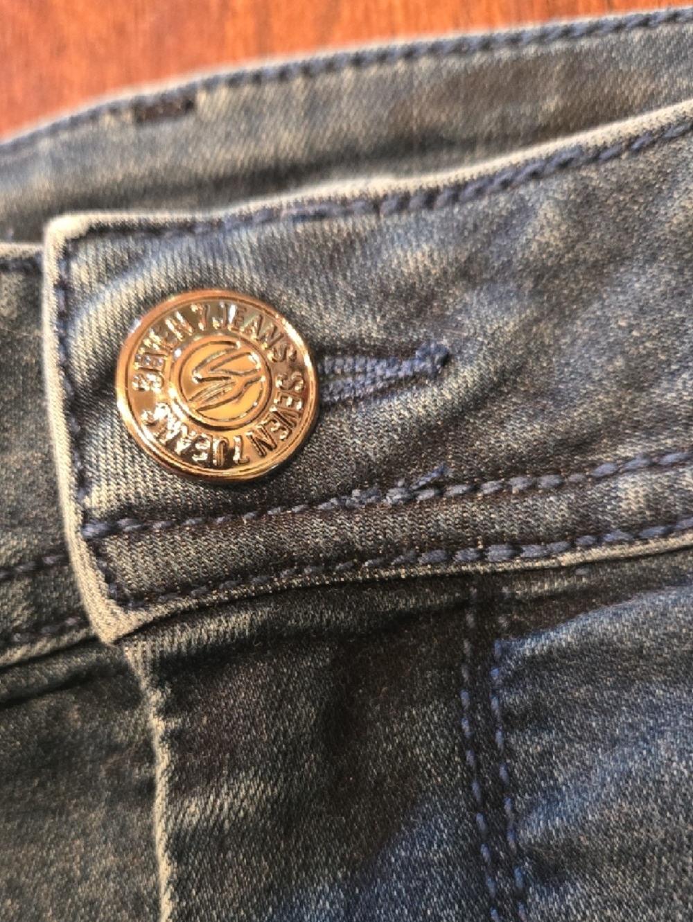 Seven7 Denim Shorts in Medium Blue Wash - Picture 4 of 13